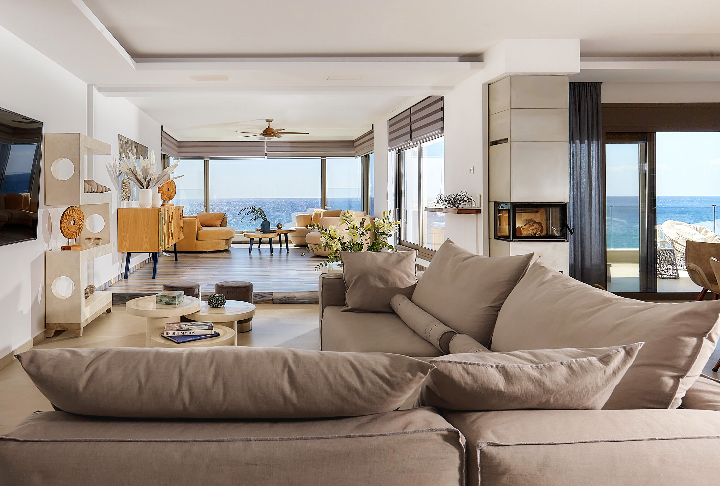 Sea front luxury contemporary villa with infinity pool & spa, up to 10 bedrooms