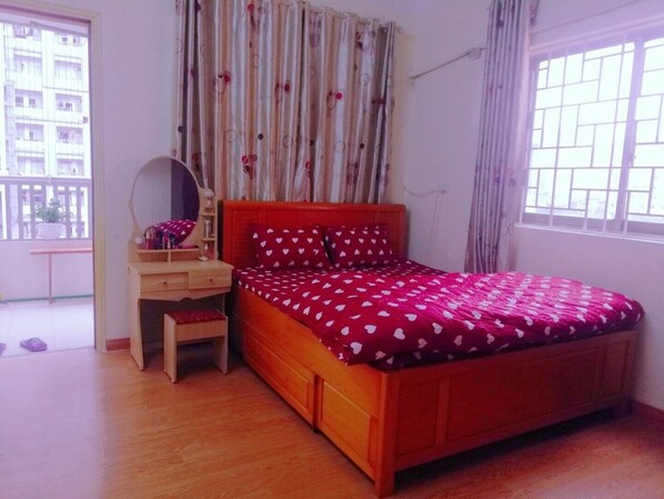 1 غرفة نوم ومكواة/لوح كي وواي فاي مجانًا