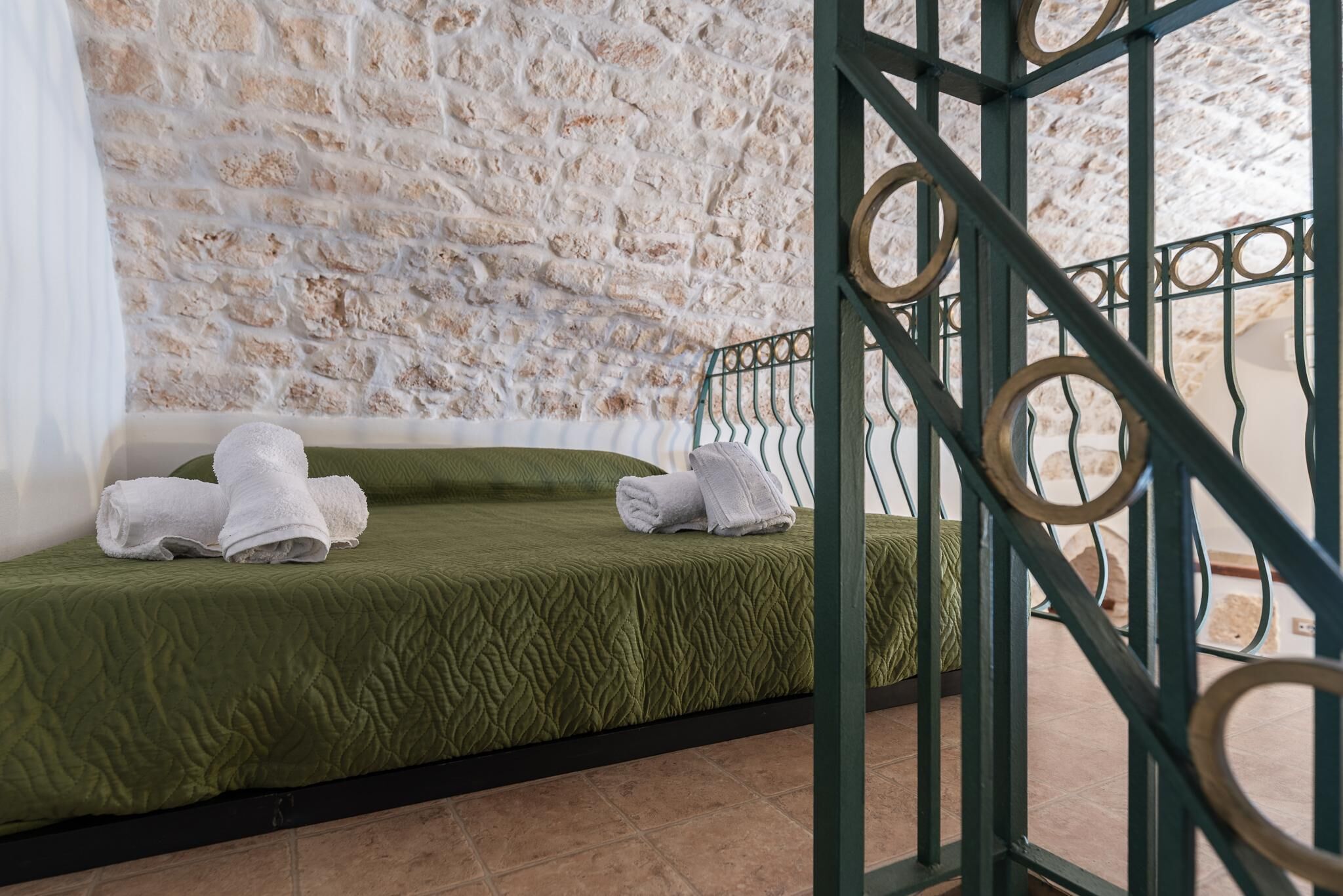 SUITE 38, 300 METERS FROM OSTUNI MOVIDA