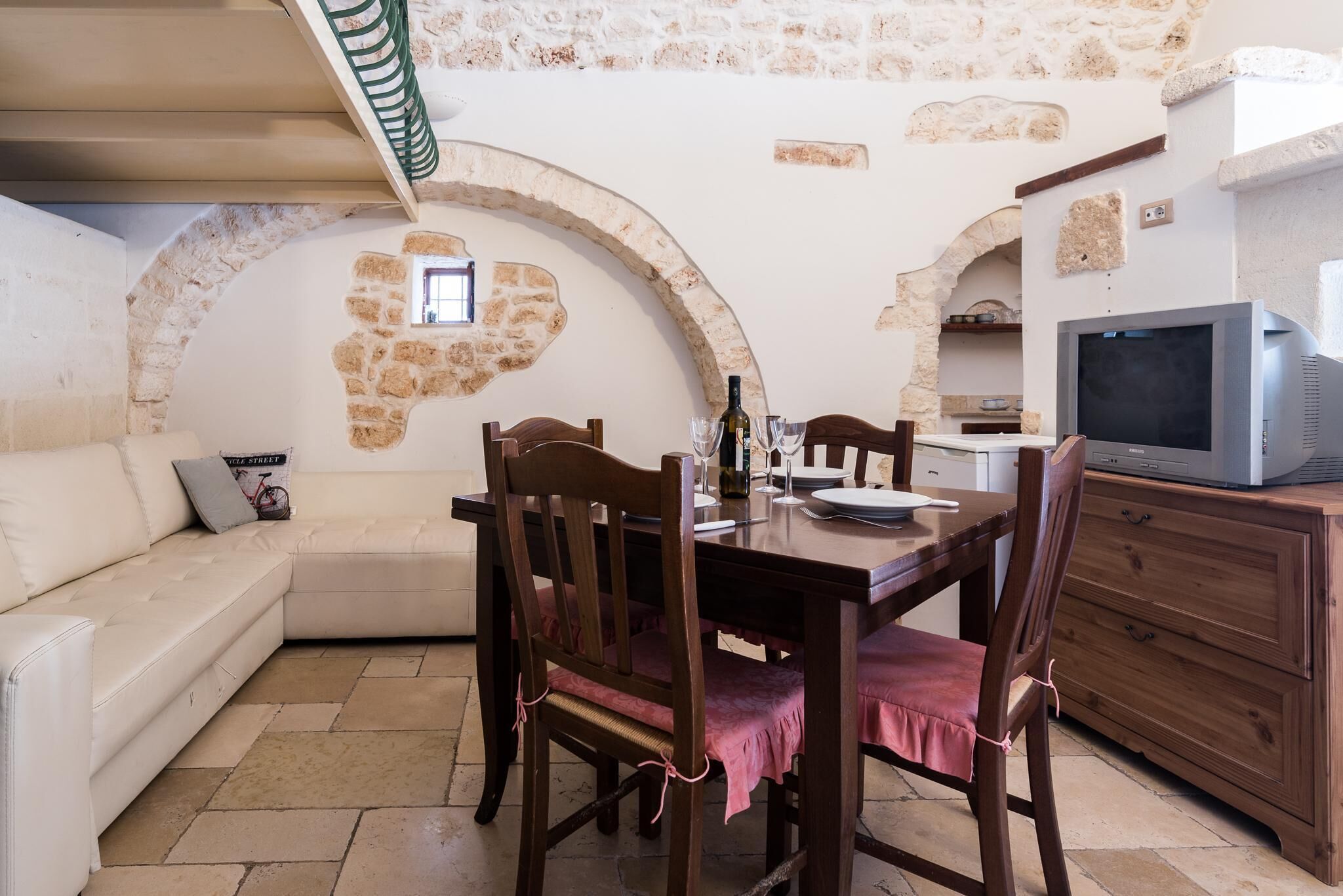SUITE 38, 300 METERS FROM OSTUNI MOVIDA