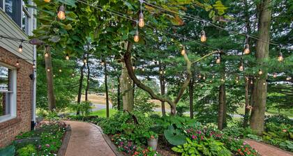 Charming Apartment w/ Yard & Beautiful Gardens!