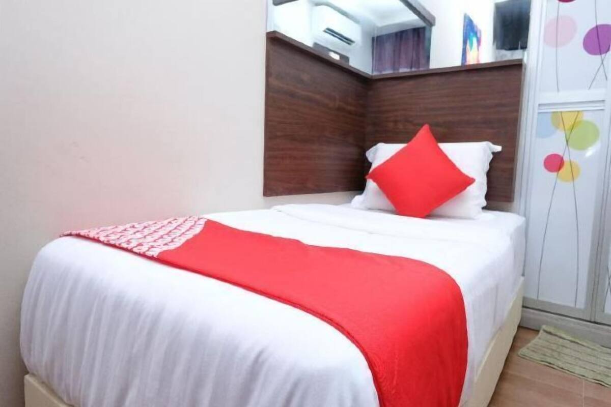 Bureau, Wi-Fi gratuit, draps fournis