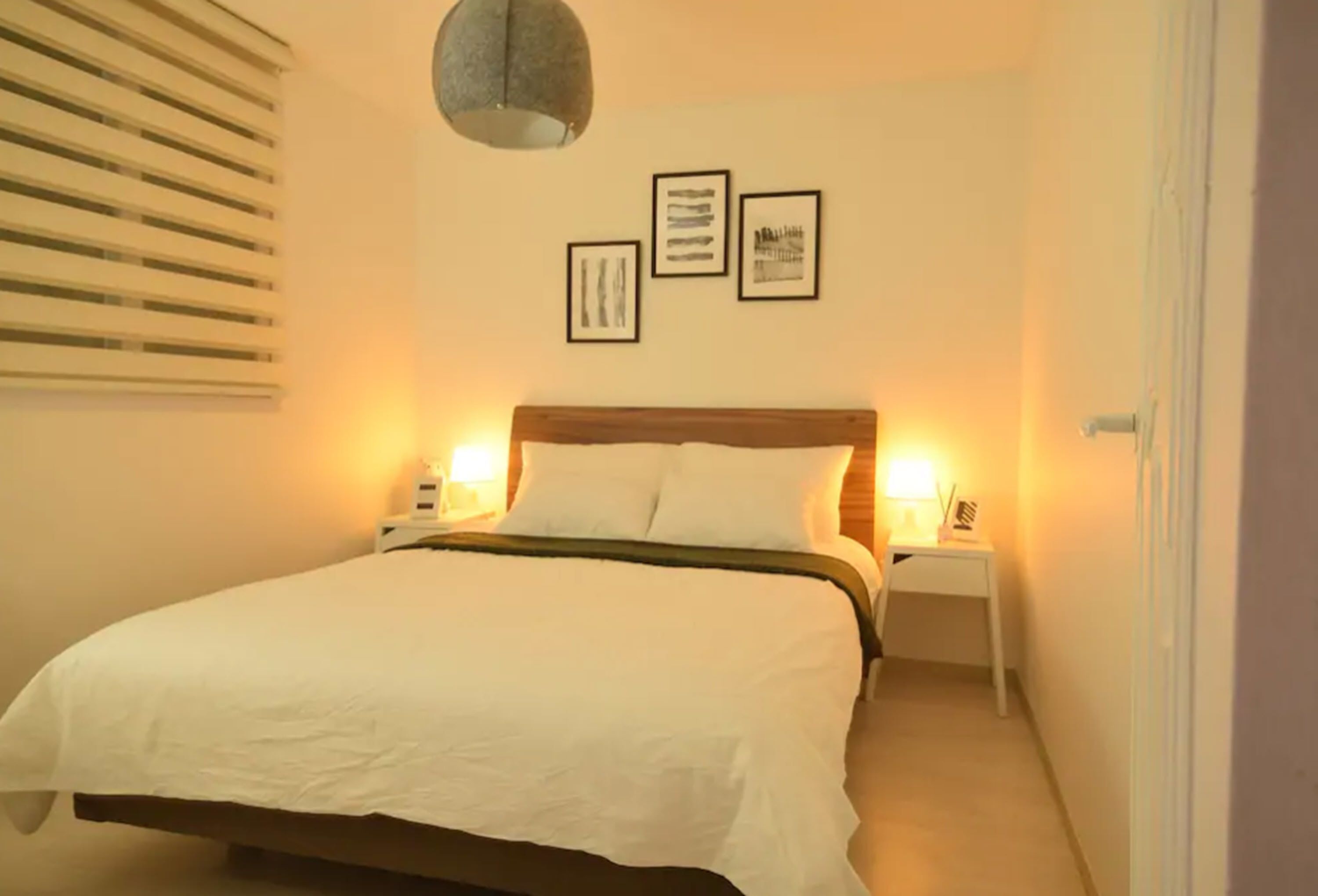 2, 3 Bed Rooms (BBQ not available) | 무료 WiFi, 침대 시트