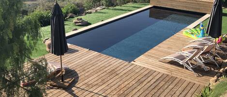 Piscine extérieure, piscine chauffée