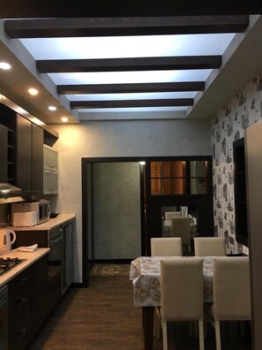 Microwave - Lovely apartment in Downtown (Baku)