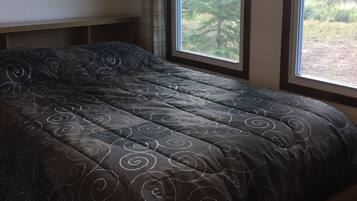 2 bedrooms, bed sheets