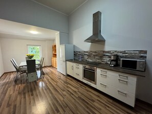 Family Condo | Private kitchen - Pension Lindenhof Drabsch (Neuzelle)
