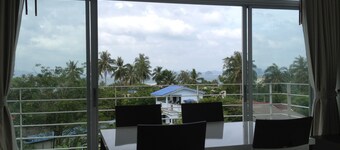 Nice 2-bedroom Condo In Klong Muang