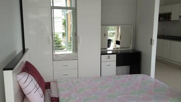 2 Schlafzimmer, Schreibtisch, kostenloses WLAN, Bettwäsche