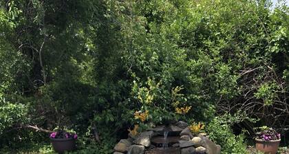 Montauk Panoramic- Luxury home with heated pool -game room- large deck