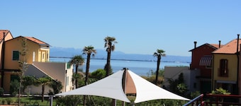 Neue Ferienwohnung Lignano - Aprilia mit Meerblick und Pool