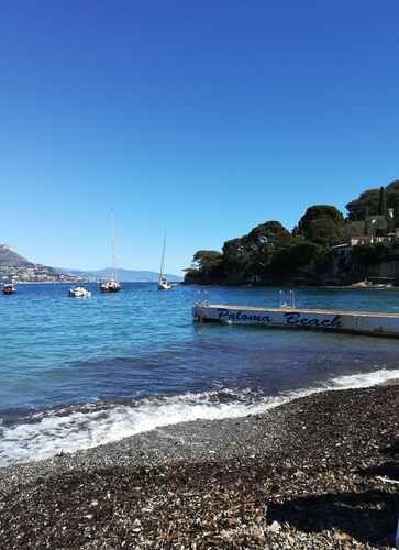 On a magical peninsula, luxurious romantic flat, St Jean Cap Ferrat