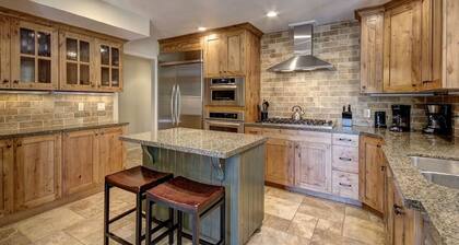 Upea ylellinen koti PARK CITY -kaupungissa!