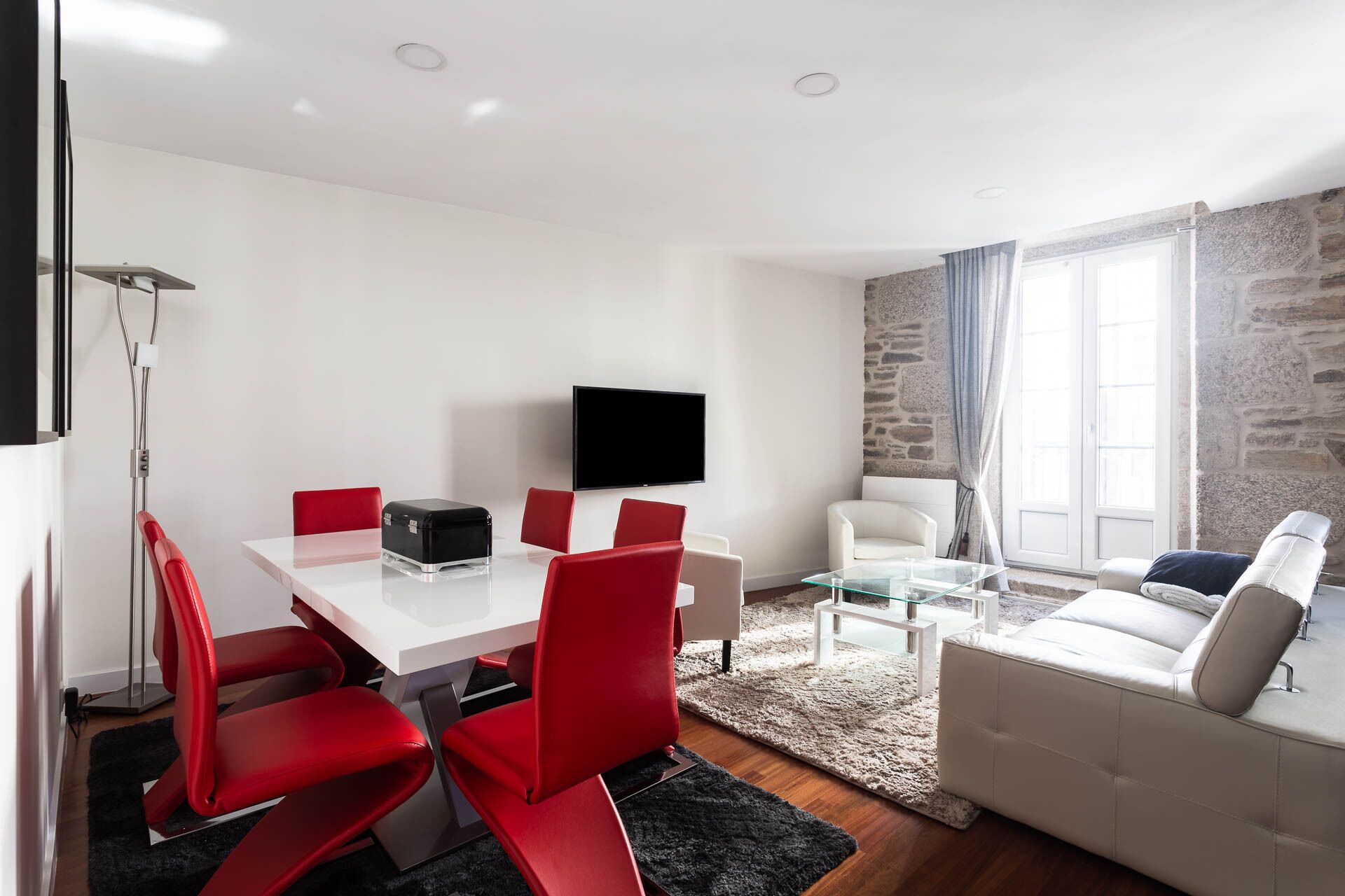 LUXURY APARTMENT IN COMPOSTELA