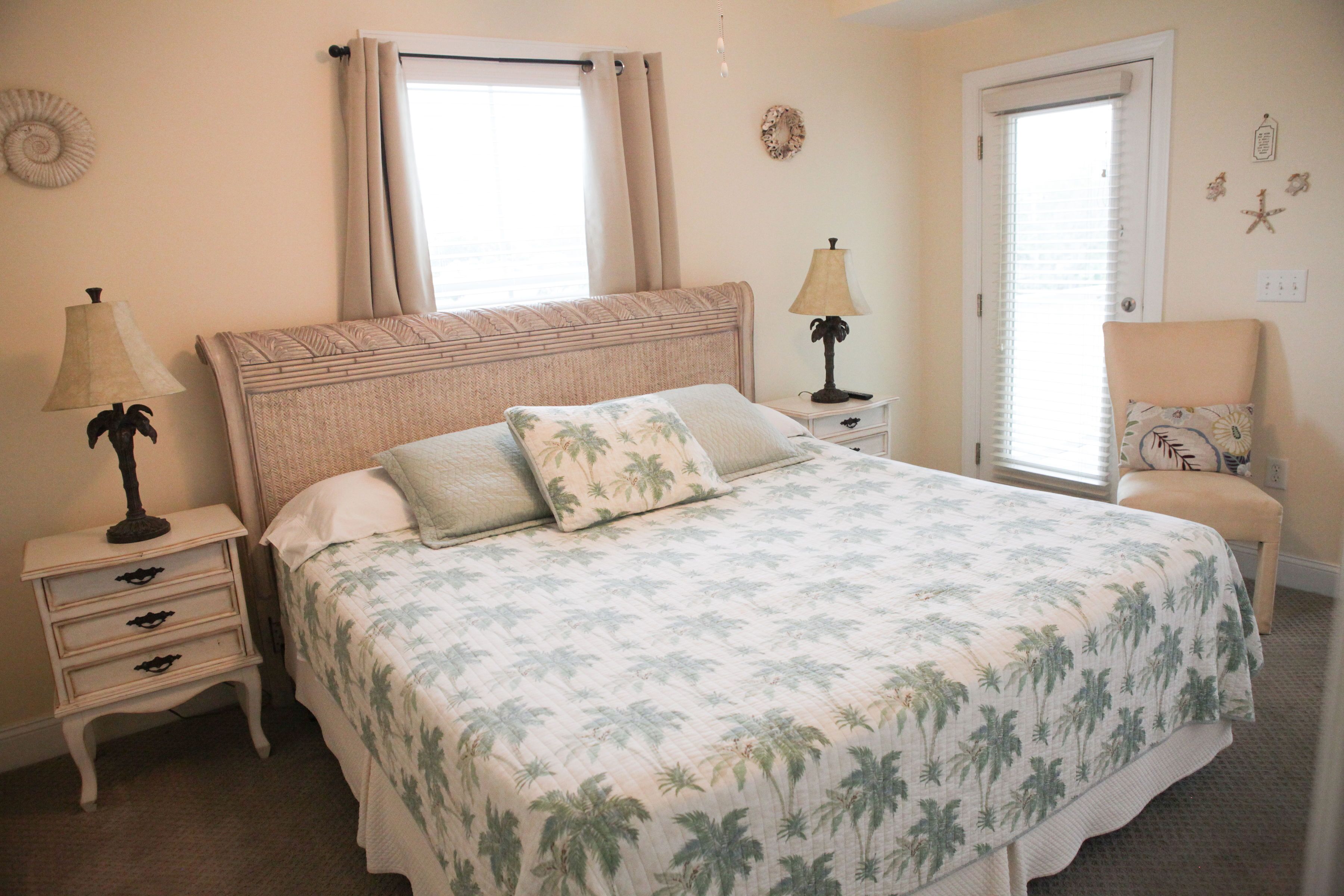 2 makuuhuonetta, silitysrauta/-lauta, ilmainen Wi-Fi, vuodevaatteet