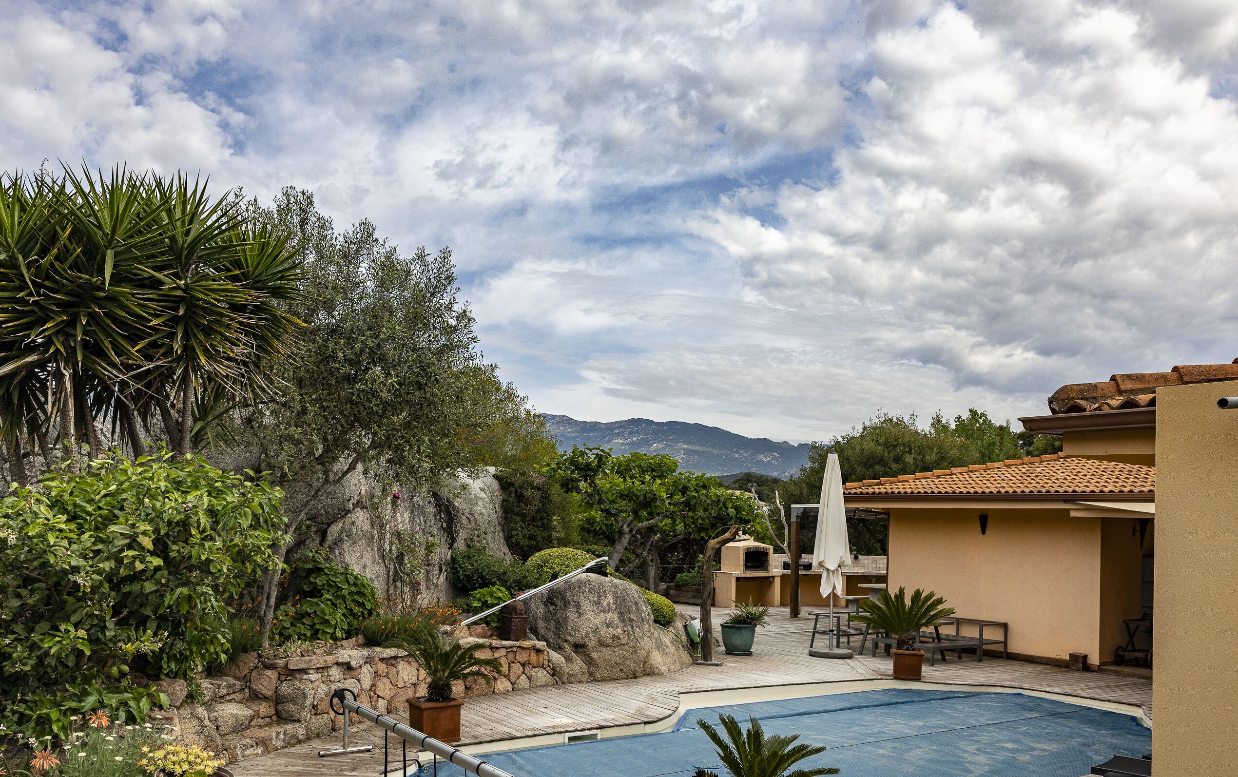 Piscine extérieure, piscine chauffée
