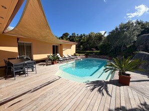 Outdoor pool, a heated pool - Villa "ARCA" – Warmth, tranquility and heated pool in Porto-Vecchio (Sotta)