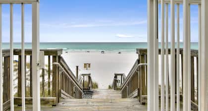 Beach House 103D - Ground Floor - Beachfront!
