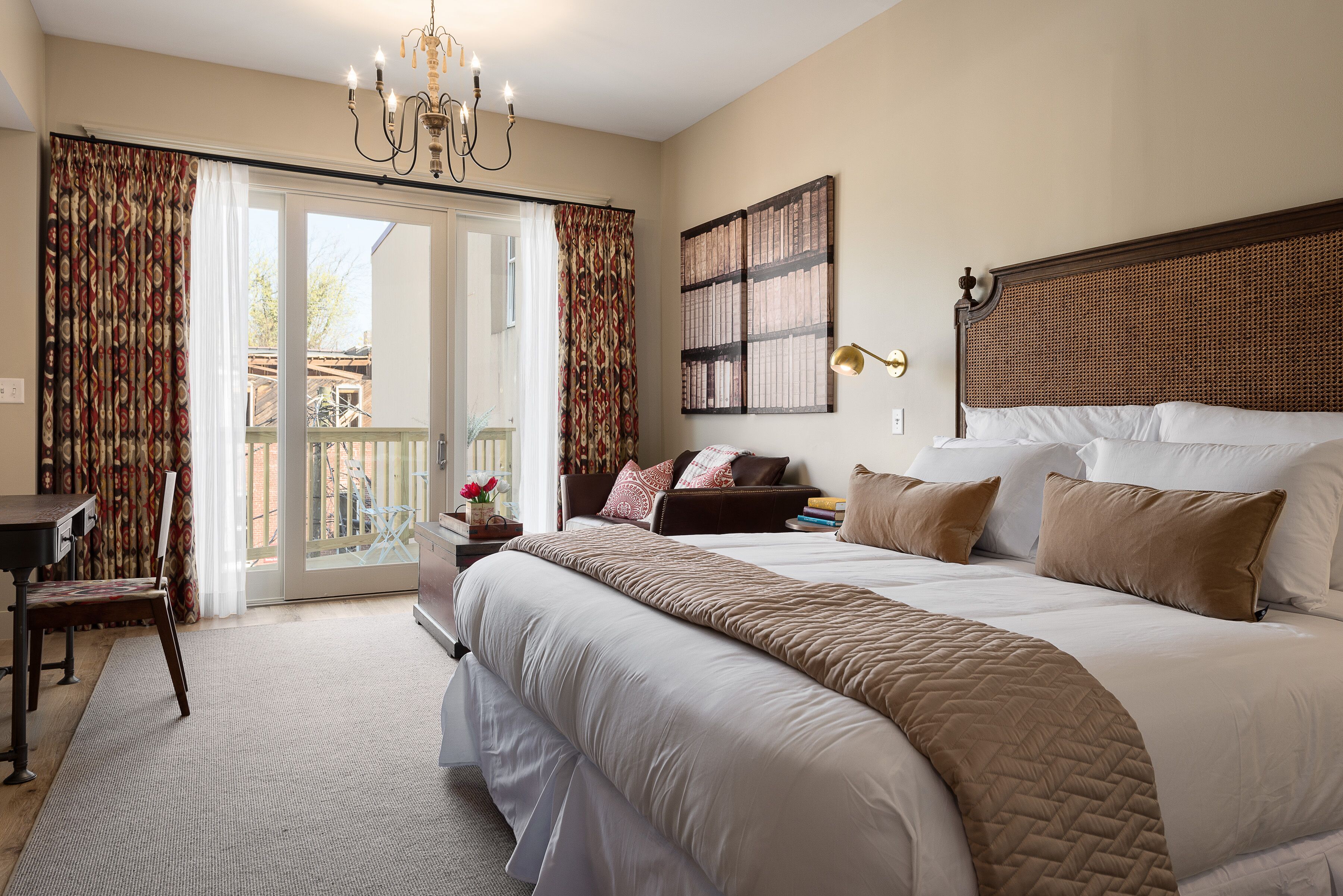 Townsman Hotel: Faulkner | 0 Bed, 1 Bath