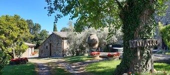Maison de campagne de luxe avec piscine et plus de 1000 ans d'histoire