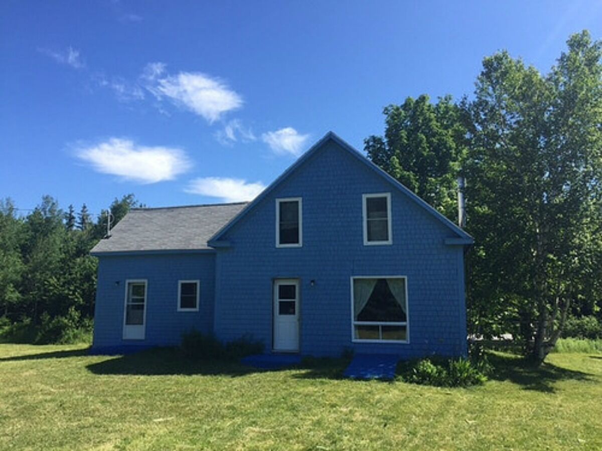 Rent Breton Cove Farmhouse - We are located on the Cabot Trail