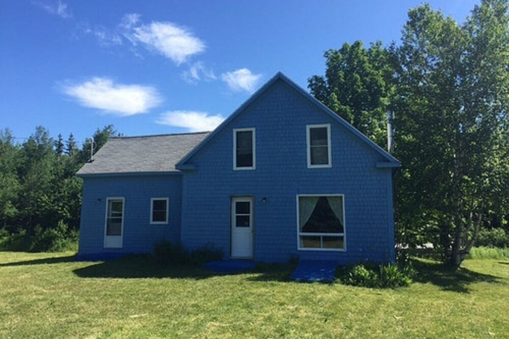 Rent Breton Cove Farmhouse - We are located on the Cabot Trail