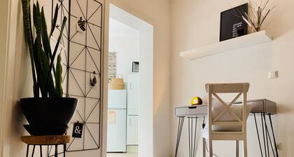 Cozy holiday apartment on the Rheinhöhe near Bonn for families