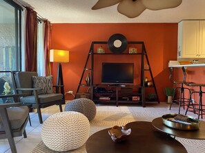 Smart TV, books, stereo