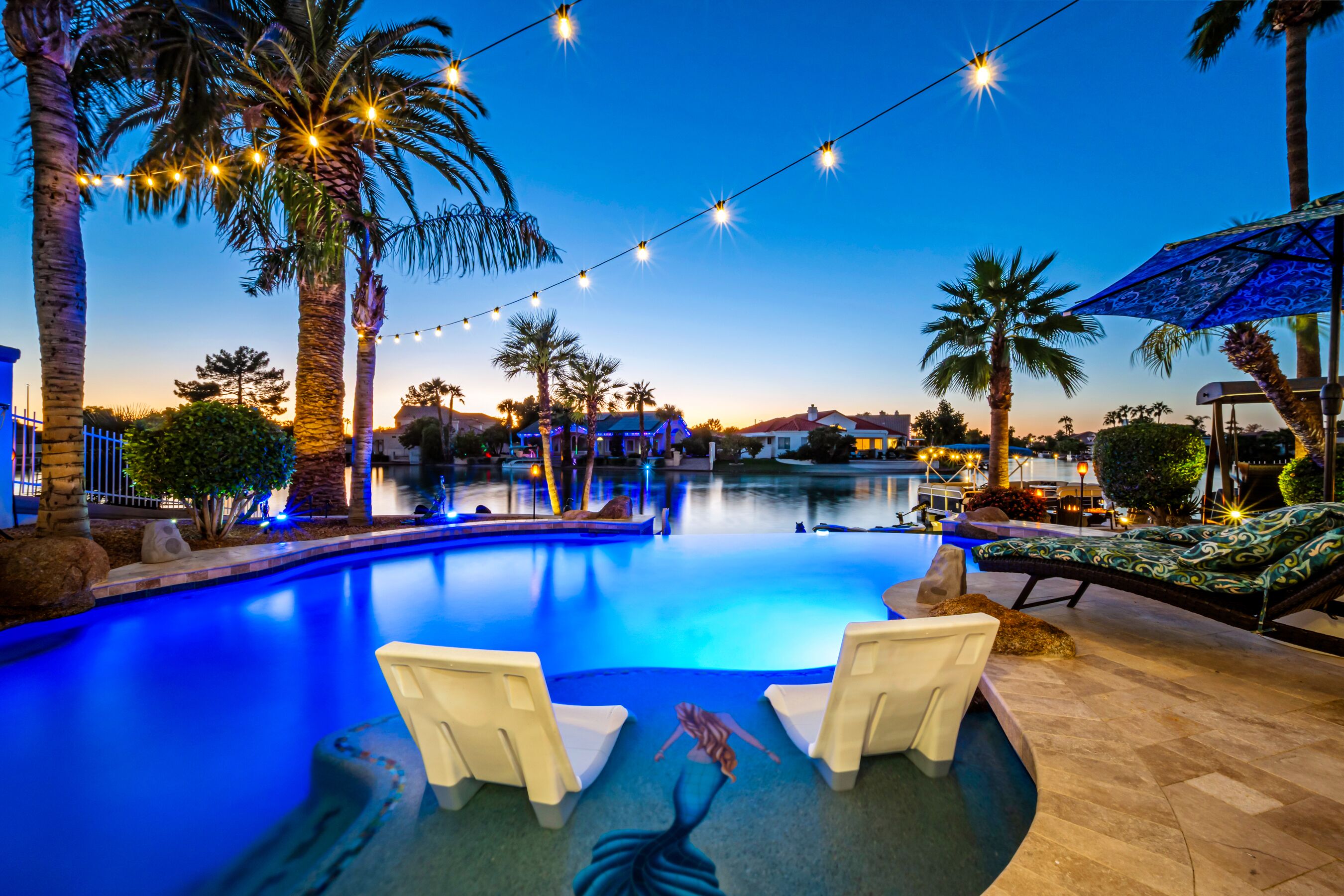 Outdoor pool, a heated pool