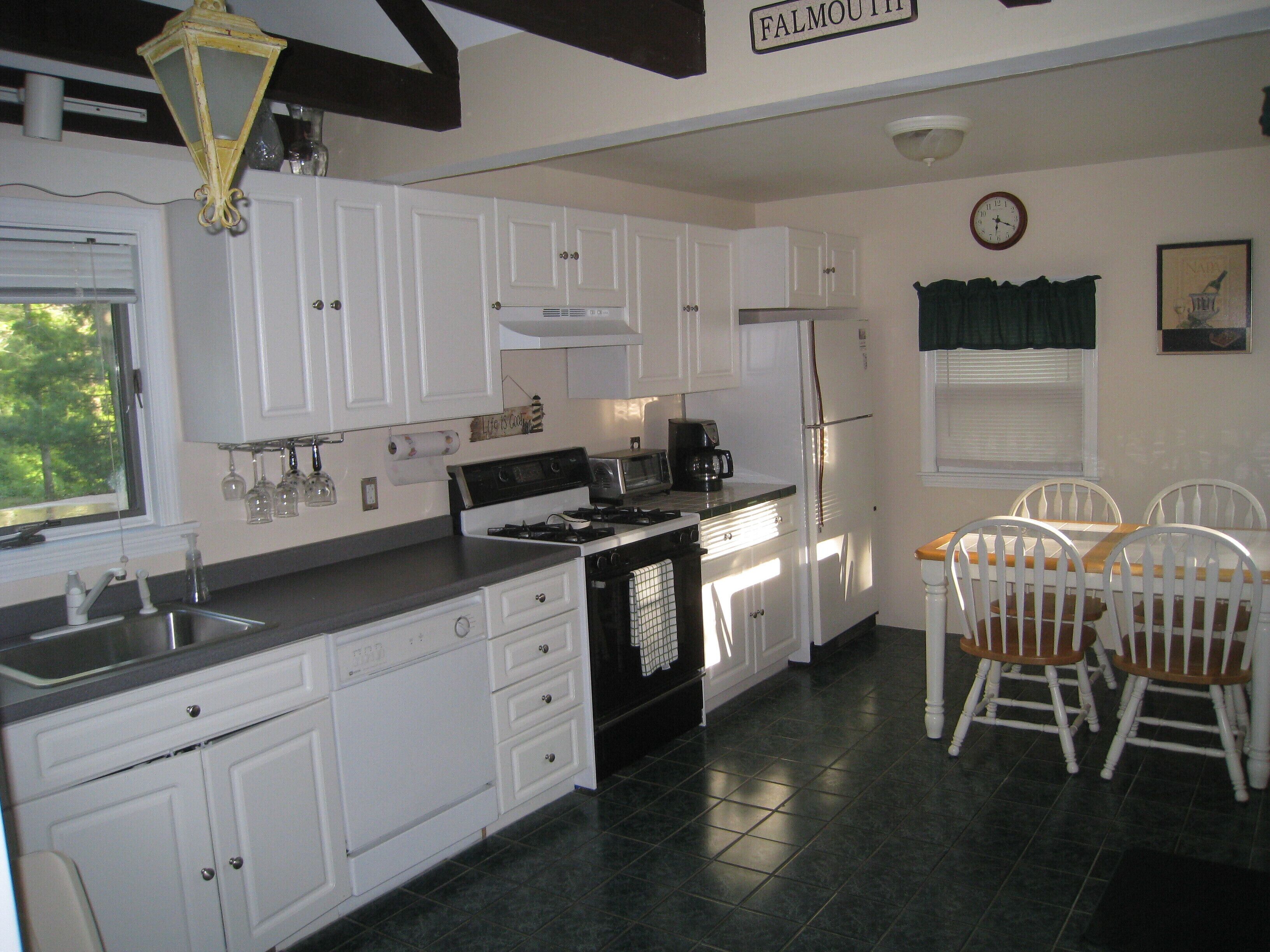 Perfect Family Getaway! 6-Person SPA, Near Freshwater Beach