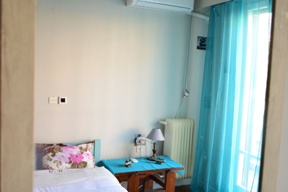 6ppl apartement near downtown and port of pireas