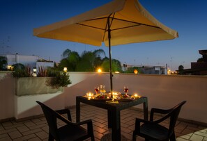 Outdoor dining - B & B The Old Store Lecce (Lecce/Italia)