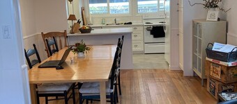 Memories Cottage is steps from beach and close to water slides amusement park.