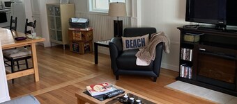 Memories Cottage is steps from beach and close to water slides amusement park.