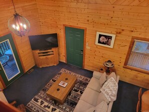 Televisio, takka, DVD-soitin