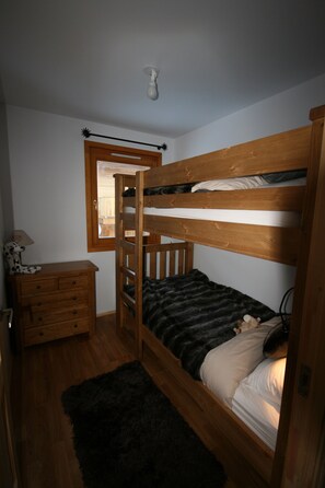 3 bedrooms, iron/ironing board, travel crib, free WiFi