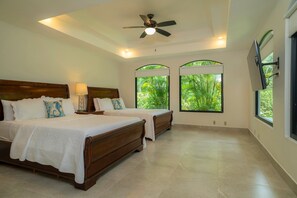 6 bedrooms, iron/ironing board, internet, bed sheets - Casa Patron 6 bdrs pool in Los Suenos (Playa Herradura)