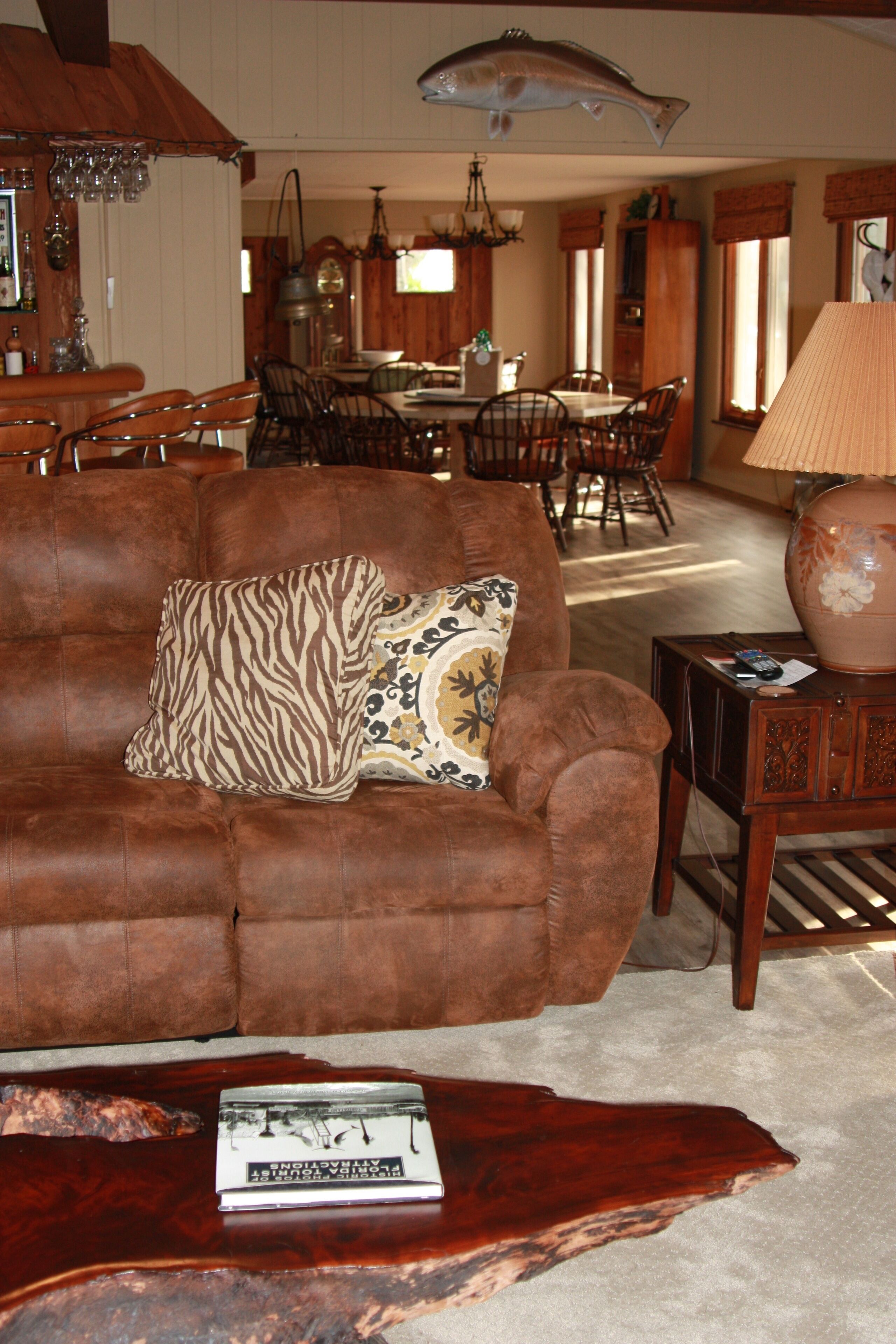 Private Island Lodge - Anglers, Scallopers, Get-A-Ways, Golfers, Retreats