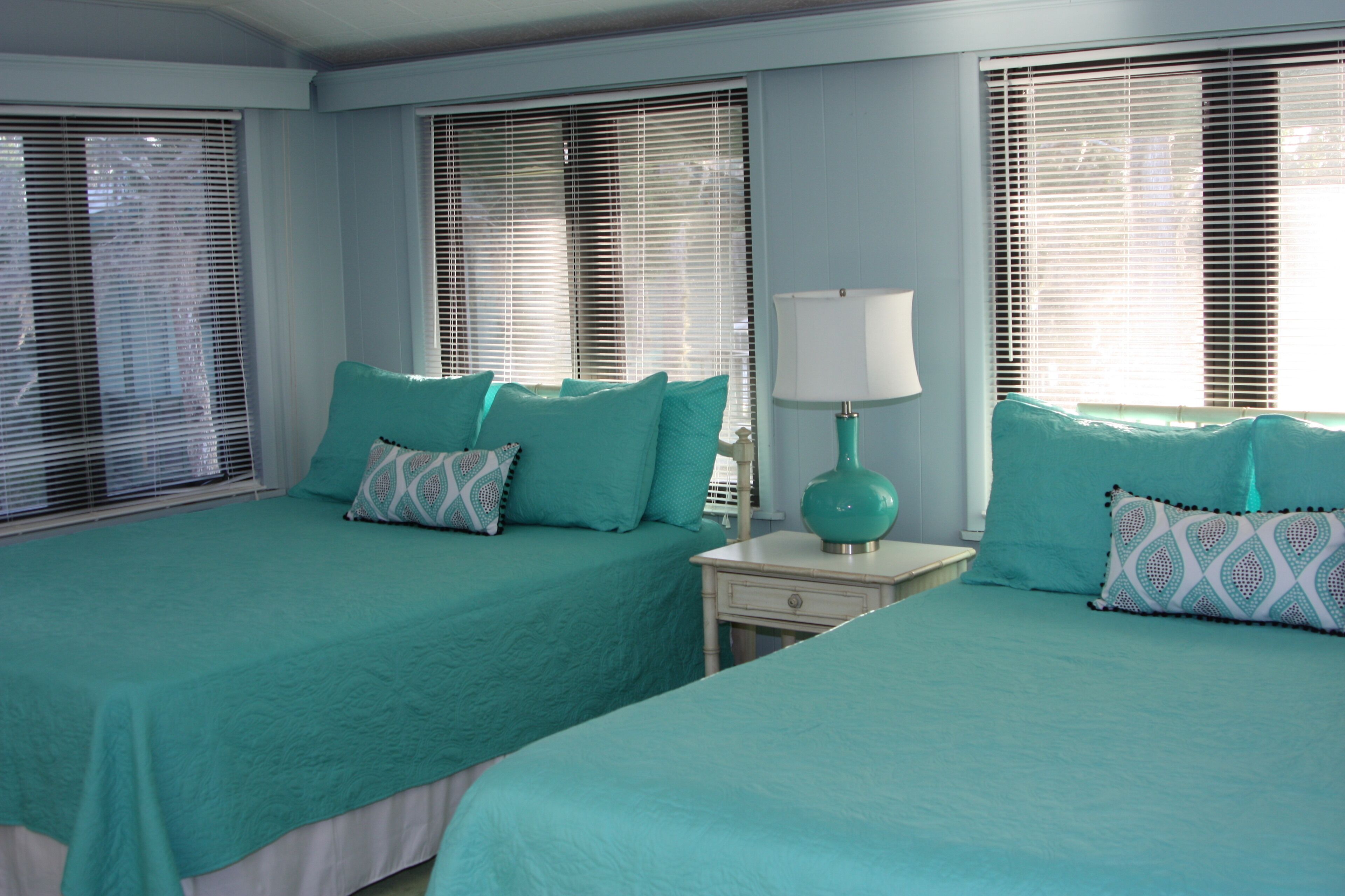 Private Island Lodge - Anglers, Scallopers, Get-A-Ways, Golfers, Retreats