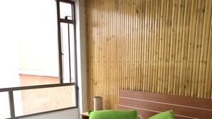 Accès au Wi-Fi (inclus), literie fournie