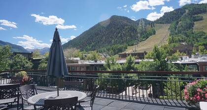 Location! Location! Location! Outstanding Views of Ajax (203040-6863)