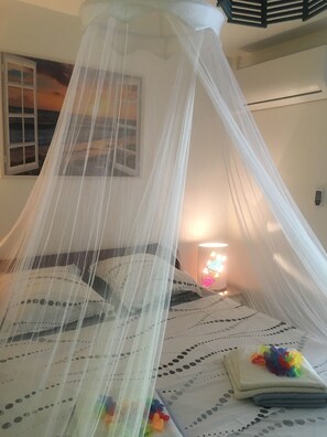 1 bedroom, iron/ironing board, travel cot, free WiFi