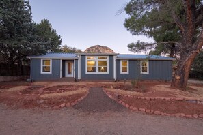 Exterior - Sedona Wonderland! w/Hot Tub Under the Stars! (Sedona)