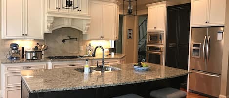 微波爐、焗爐、爐具、洗碗機