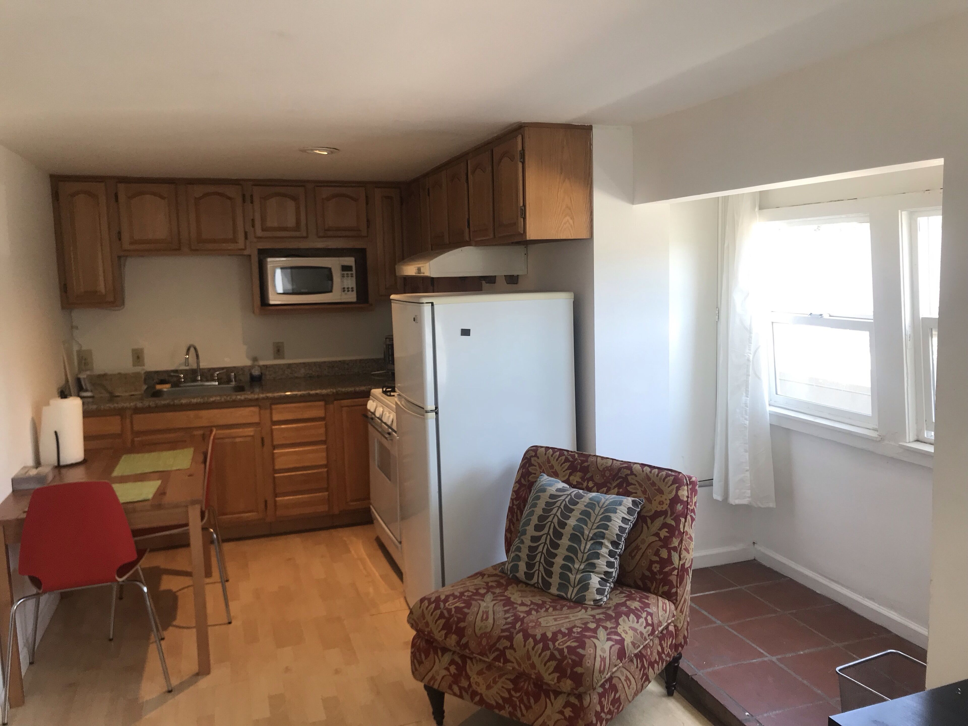 Comfy 1BR apartment in beautiful neighborhood