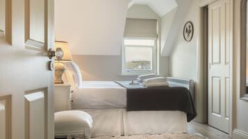 2 chambres, fer et planche à repasser, Wi-Fi, literie fournie