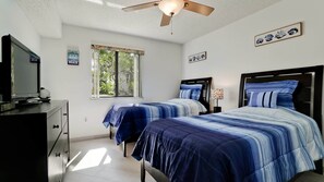 2 chambres, fer et planche à repasser, Wi-Fi gratuit, draps fournis