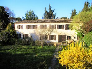 Extérieur