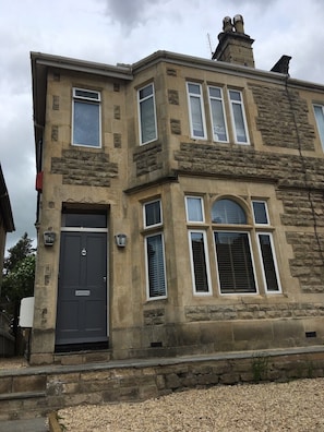 Exterior - Lovely Central Bath House- w/ Parking (CG) (Bath)