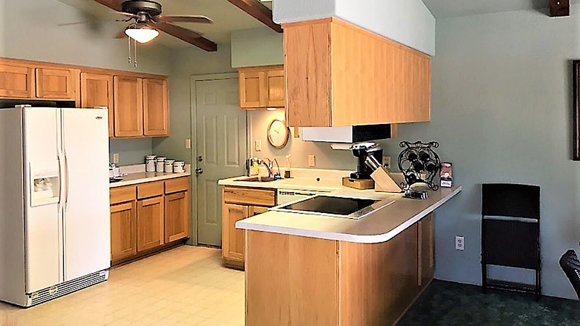 Martinez Lake - Secluded Lakefront property with Private Dock & boat ramp.